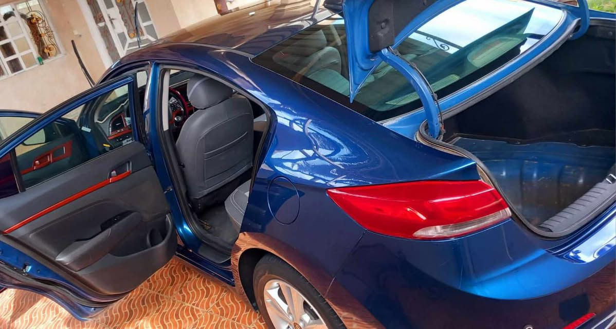 السلام عليكم النترا ١٧ وارد أمريكي ضرر چاملقات ثنين وبنيد معمرات نفسهن هير باك سستم راجع مكينه 2000دوش فول مواصفات -بصمه بوب -بصمه تشغيل -تنته -كرسي سايق كهربائي تدفئه بالكشانه مواصفات النترا معروفه رقم ديالى بأسمي المكان بغداد الحسينيه مال الراجديه (السعر ١٢٧)رقم ***********
