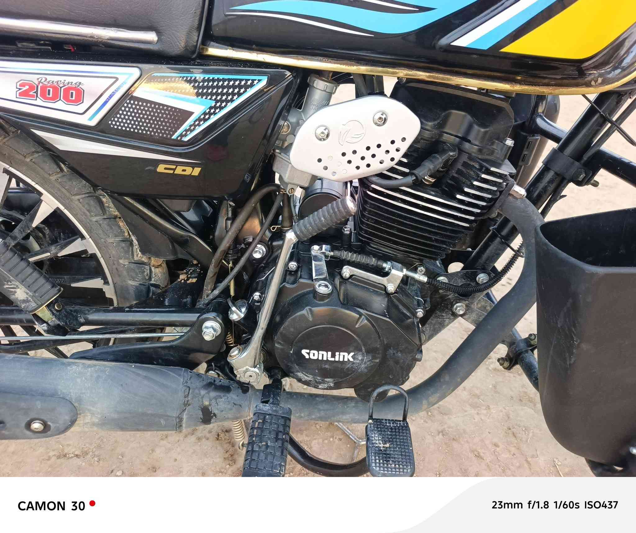 سلام عليكم ماطور سيفان موديل 2025 ماطور جديد كله شرط  السعر خاص رقم الهاتف ***********
