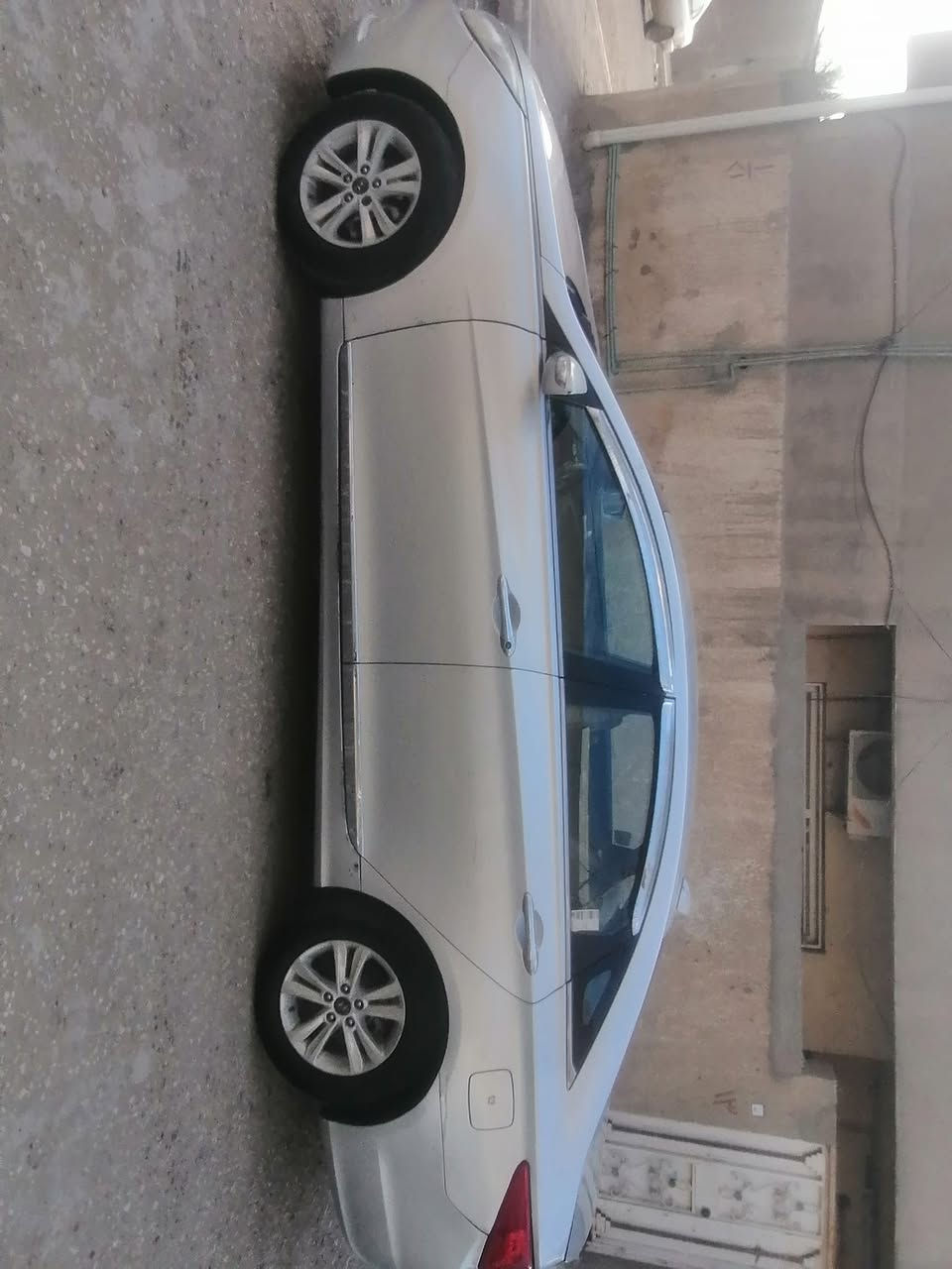 السلام عليكم سوناته موديل 2011 خليجي قطعتين صبغ
مكينه 2400 رقم بغداد
سعر 97 وبيها مجال
مكان السياره الديوانيه
***********
