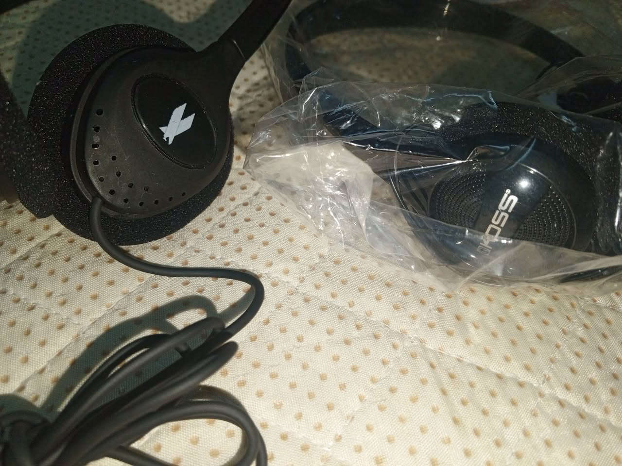 8قطع سماعات كلهم جديد وشغال سعرهم 35


**إذا كنت صاحب هذا الإعلان وتريد حذفه لأي سبب، رجاءا أرسل رسالة إلى الدعم الفني**