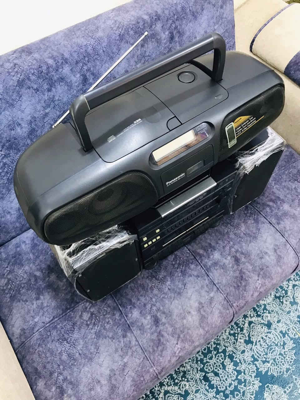 للبيع قطعتين نظافة 95 % صنع اليابان 
🎻SHARB
MODEL-SHARB-CD-X9H
صناعة الجهاز 1990 اليابان 🇯🇵
مسجل + راديو + اكلورايزر + CD + AUX 

🎸PANASONIC
جهاز سستم PANASONIC 🇯🇵
MODEL-PANASONIC-RX-DS45-
الجهاز صناعة 1990 اليابان حصراً 
راديو + مسجل + CD + امبلي فاير + AUX
للاستفسار اكثر مراسلة الصفحة 
وات ساب *********** اتصال ☎️
