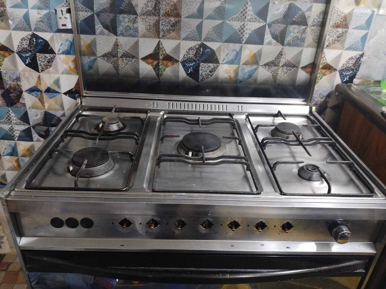 طباخ للبيع النظافة وسط السعر50الف


**إذا كنت صاحب هذا الإعلان وتريد حذفه لأي سبب، رجاءا أرسل رسالة إلى الدعم الفني**