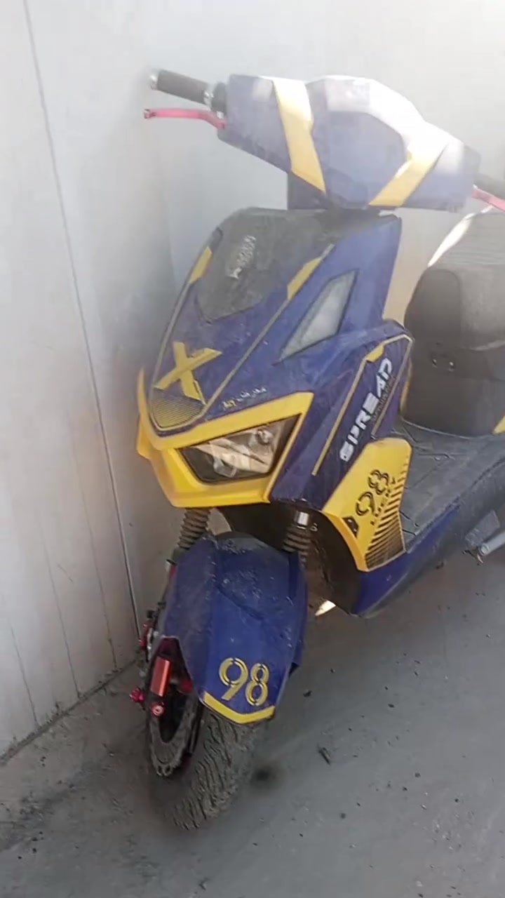 دراجه شحن للبيع كامله مكمله كلها فقط تركتها وبطاريات يرادلها بس بطاريات وغسله ترجع جديددددددددةةةةة بسعر 500 الف وبيها مجالل


**إذا كنت صاحب هذا الإعلان وتريد حذفه لأي سبب، رجاءا أرسل رسالة إلى الدعم الفني**