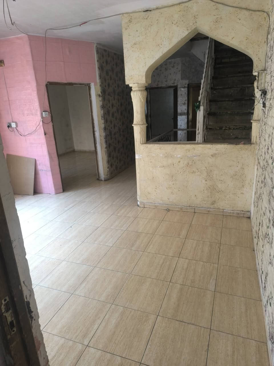 مشتمل طابق ثاني لليجار غرفتين نوم واستقبال حي الاعلام شارع اليمامه ***********
