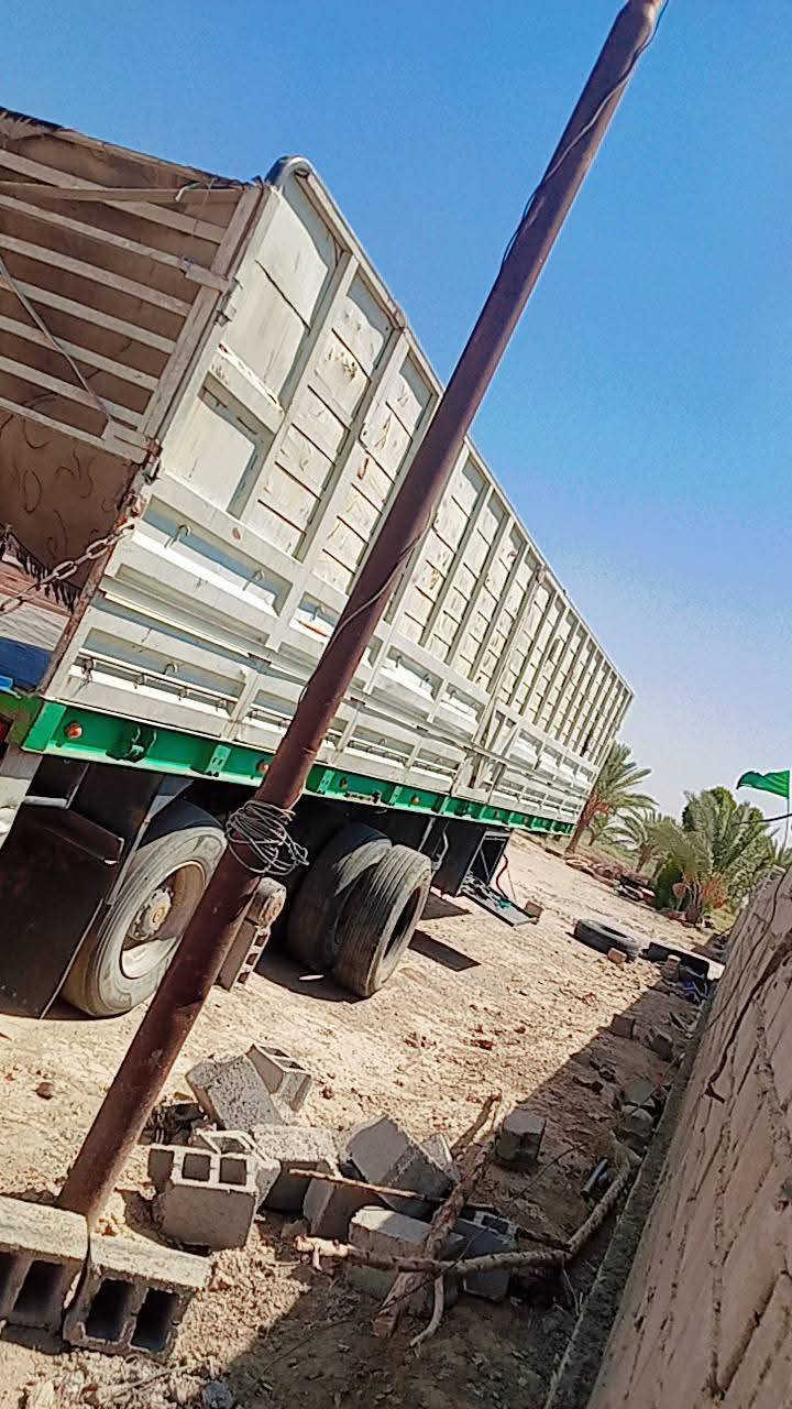 سلام عليكم لبيع عربانه حداديه طول 12ونص
جناب رتفاع 200 شاصي 16مكفول من فطر ولحيم 
تخم تاير. سعر88بيه  مجال قليل المكان الحله النيل 
رقم ***********
