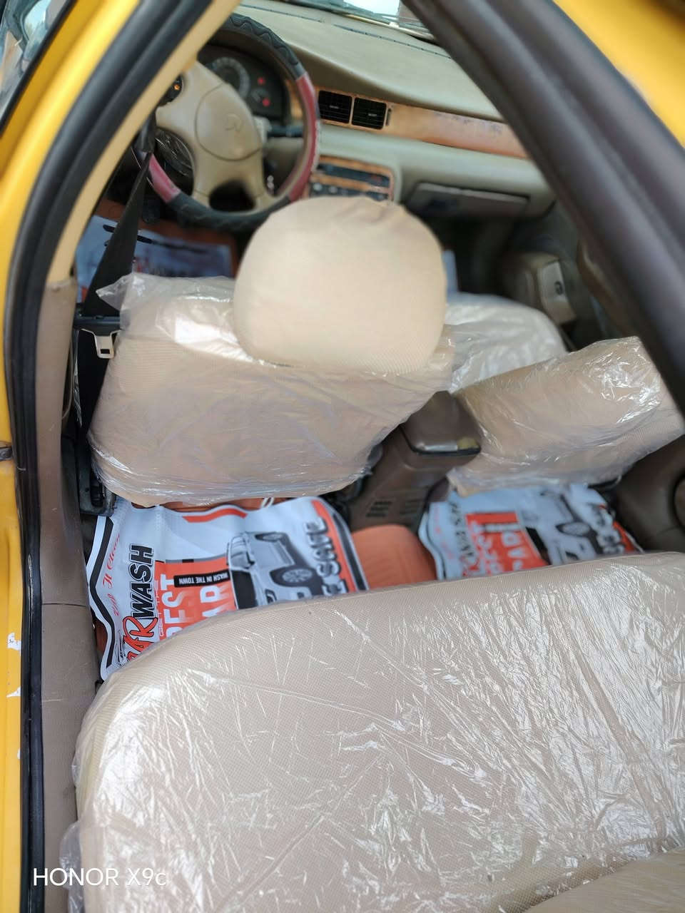 السلام عليكم
سمند 2010 كامله جاهزه كبل للشارع تبريد شغال بلاديه السياره كامله مكمله هاي الصور كدامكم سياره 2010 باسمي ثاني يوم تحويل تبريد شغال كلها كامله السياره  والرقم***********
***********
بغداد البياع السعر ٣٧ وبيها مجال 
#جميع
