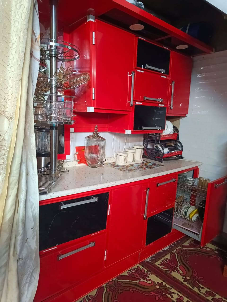 السلام عليكم كاونتر للبيع مرمر المكان البلديات السعر 200 قطعتين أجهزة كهربائية للبيع ***********
