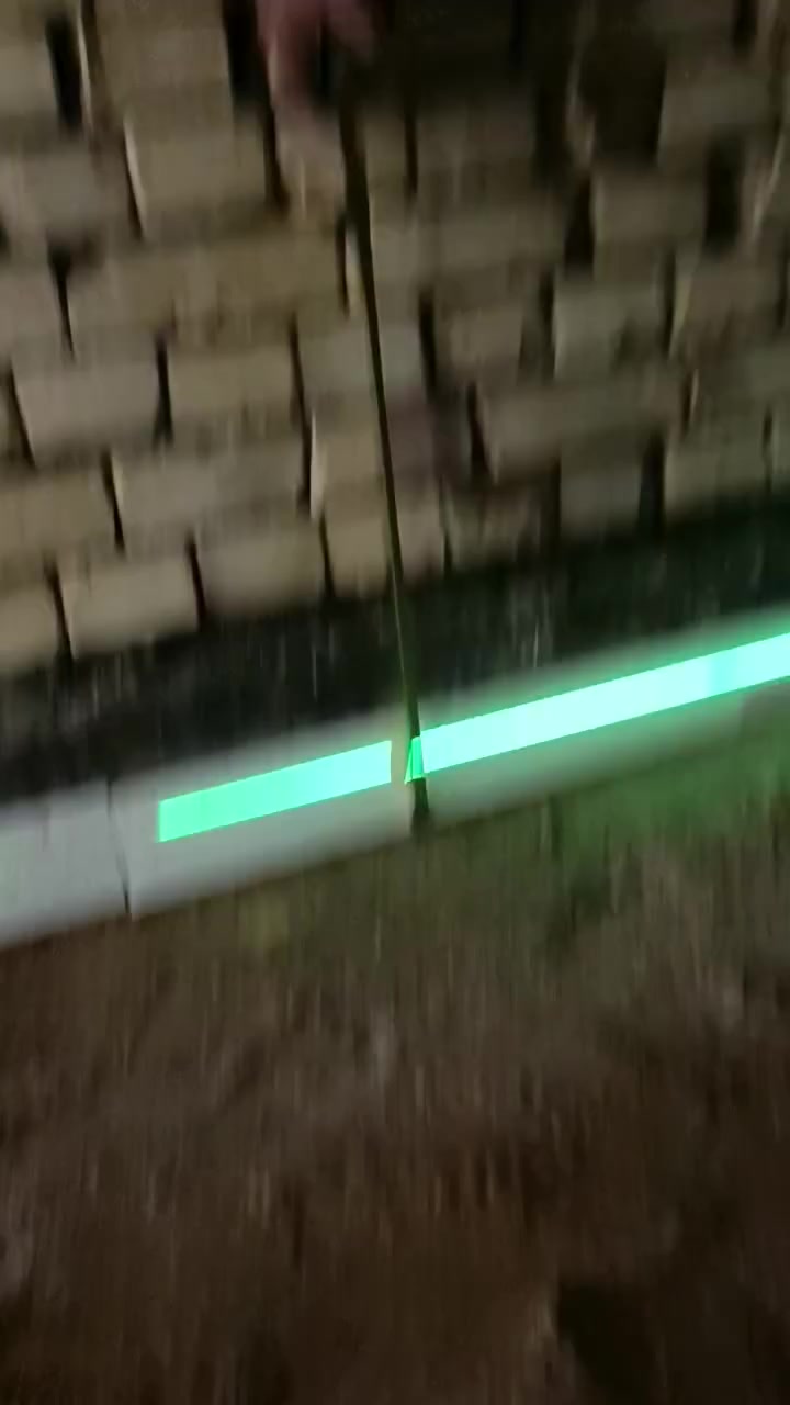 السلام عليكم ورحمه الله وبركاته*********** اخوان عزائنا الطيبين احنا جماعه الصب اليدوي من عنده صبه نظافه اللي عنده تسطيط السطح شغل درجه ان شاء الله مناسب داخل البصره نتواجد عندنا خباطه يدويه ومركزي
