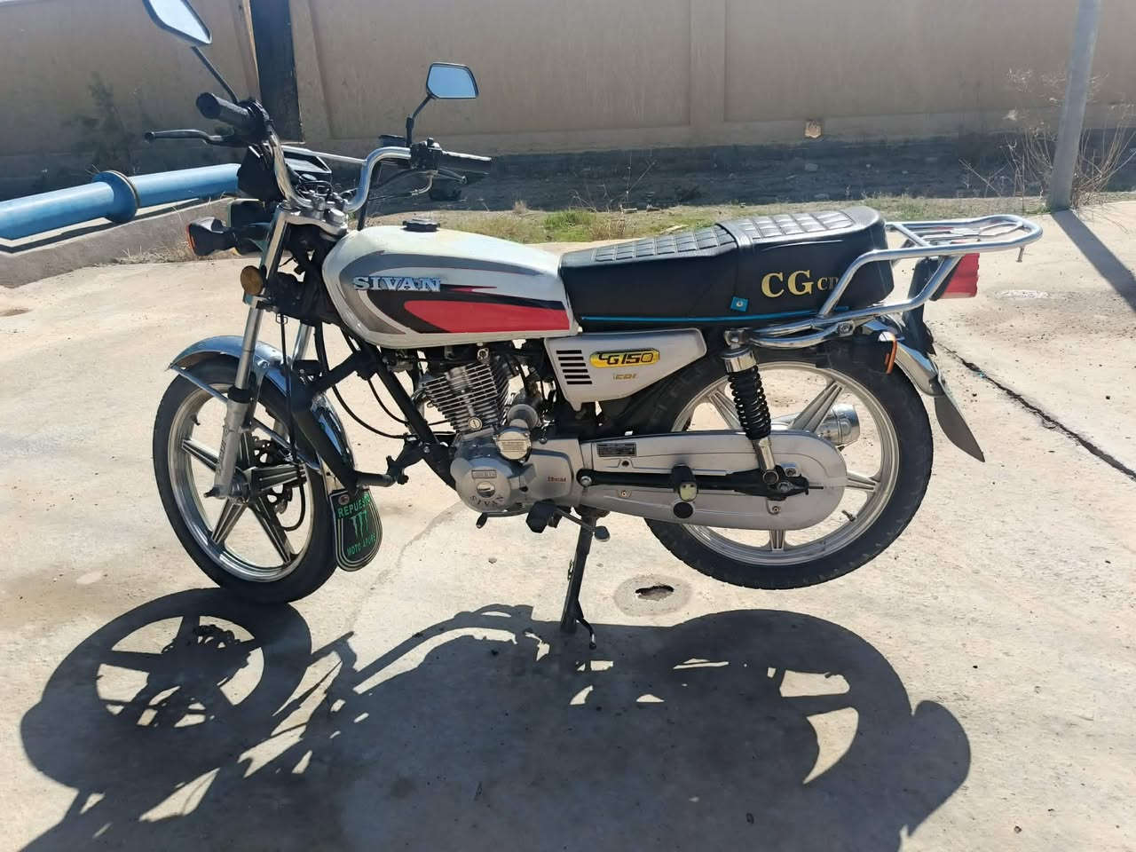 للبيع موطور إيراني 21 شغال 5 كير بدون أوراق ٥٥٠ مجال بسيط 
جزيره الخالديه
استفسار خاص


**إذا كنت صاحب هذا الإعلان وتريد حذفه لأي سبب، رجاءا أرسل رسالة إلى الدعم الفني**