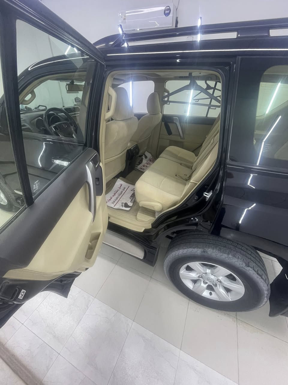 سلام عليكم
برادو 2014 كفاله عامه
رقم اربيل دولي ستوني سويته
تريد وكاله تريد مداور حاضر
ماشيه 172 الف كيلو
بس الدعاميات صبغ 
مكانها النجف
سعرها 320 و بيها مجال للشراي
***********
