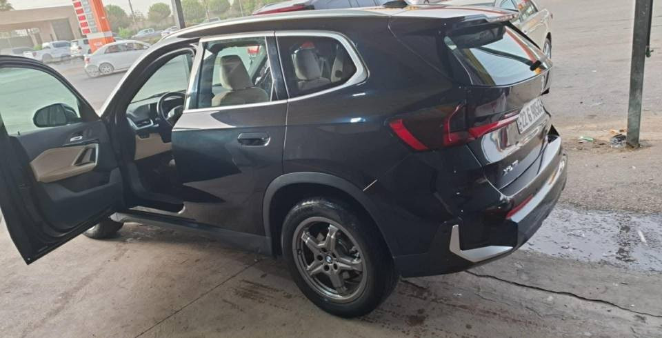 BMW   
 مؤديل 2023
  سه نه  وي تا كو 2029 نويه  
  مه كينه 20. ده بل تؤربؤيه. 
ئيرباگي ته قيه  سيئسته م كرايه
   سه قف سلايت  
 كامل حه ساس 
 ئا وينه شه فت 
پشت و پيش كاميره  
پشت و پيش رادار.
 هه ر جوار جام كاره با 
 ناوه ي ليده
ئؤتؤ هؤلد ئؤتؤ سپؤرت  
چوار تایەی  خاوێن
كوشن سارد و گه رمه
کامل  مواسەفات
 بۆ نرخ  پەیوەندی   بکە بەم  ژمارەیە   
ڤایبەر  /***********
شوێن / هەولێر
 جوابی نامە  دەمەوە  مشتەری  تێل  بکە لەخزمەتداین . رانية, السليمانية
