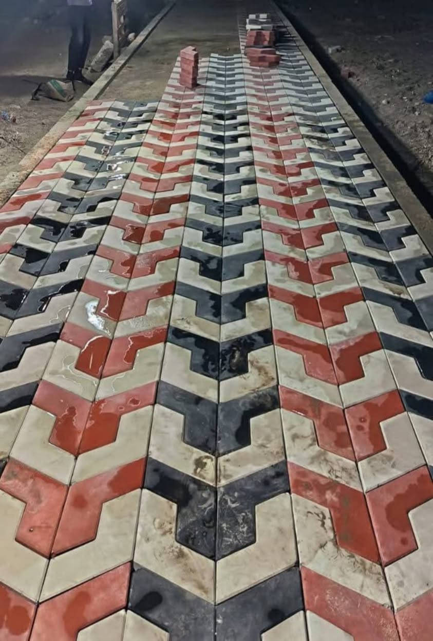 سلام عليكم 🖐
عمل انواع المقرنص 🪓
عمل مقرنص🛠    عمل كابات ⚒️  عمل رصيف🔨   عمل ساقيه   عمل مرمر  📎 عمل بورسلين🔩🔧   عمل كاشي   عمل كربستون⚔️🗡  (الثقه في عملنا) 🏹  عمل نقشات 🛠⚔️📸
السرعه والدقه في عملنا 🔑
يوجد لدينا كادر مخصص 🤞🏿

نعمل في بغداد وجميع المحافضات 🇶🇦🇮🇶🇲🇱
الرقم الهاتف\***********
