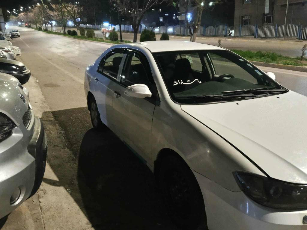 سلاوي خوا لةهةمو لايةك 
ليفان بؤفرؤشتن مؤديل 2013
سةنةوي اوةليات بةشةرت 
گيرو مةكينةي بةشةرت 
تةبريد گةرمو ساردي بةشةرت 
كارةباي هةمو كياني بةشةرت 
سيارةكة پاكو بي عةيبة 
مالي دؤستة 
شوين كةلار 
ادمين 🍁🍁
گؤرينةوةش دةكةم لةسةر دل گرتن 
*********** كالار, السليمانية
