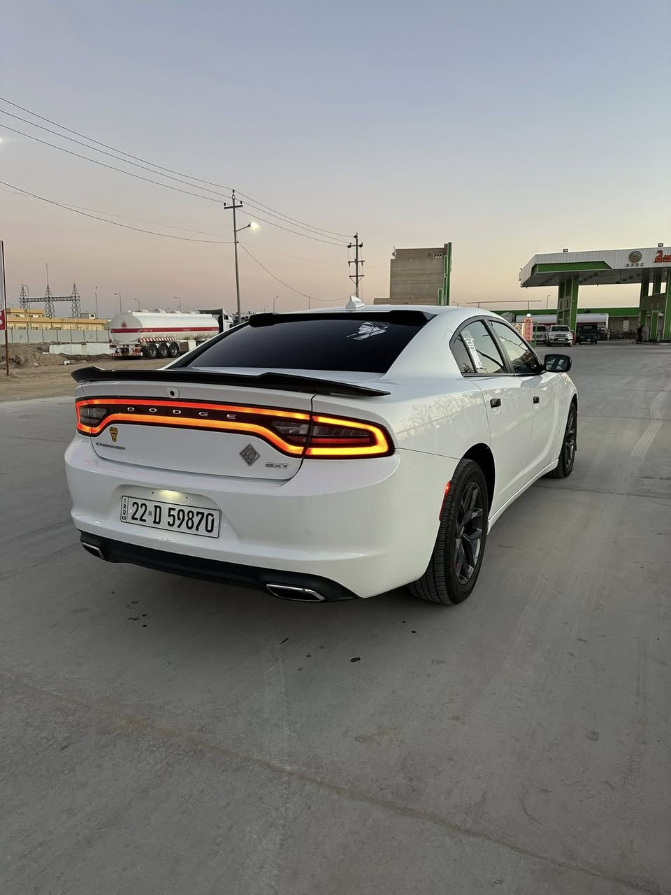 السلام عليكم
جارجر Sxt 🇨🇦 كلين تايل 2017
كفاله عامه من الصبغ والحادث والتبديل 
سياره جديده ب معنه الكلمه وع ايدي قبل 10 ايام جدد سنويه ورقم وهزه جديده 
السياره نضيفه كلش كلش احله من صور
 فول عده الفتحه كشن حضن شاشه كبيره 
ويل 18 جديد مع تخم تاير حداده امامي خلفي وكاله اصلي هستوني نافضهه دهن كير دهن مكينه جديد 🆕 وبل عافيه ع يأخذهه السعر 238 ومجالهه بسيط لشراي 
المكان البصره رقم ***********
