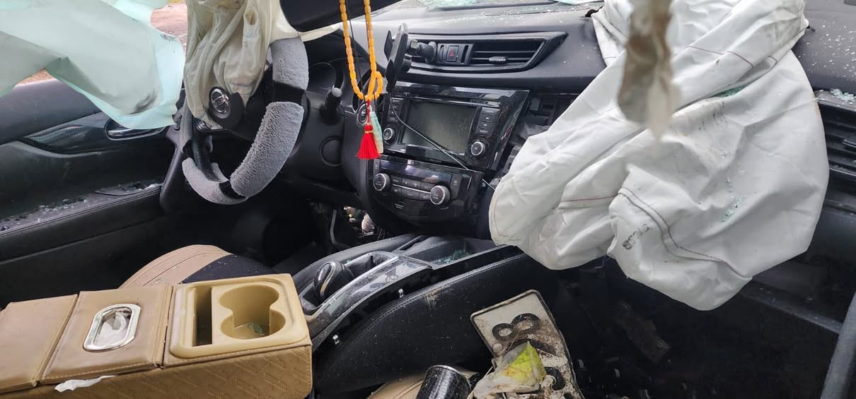 للبيع سيارة نيسان روج 2019 فئة SL مقلوبة رقم اربيل
للاستفسار يرجى الاتصال على الرقم المذكور ادناه
***********
