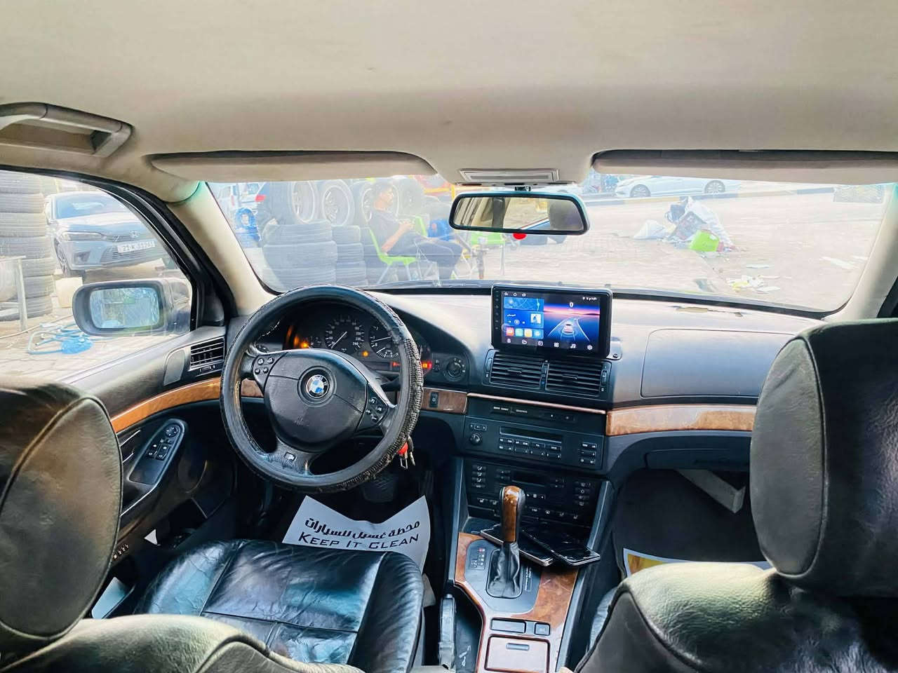 السلام عليكم من رخصت الادمن بي ام صقر  1998 بسمي 540 مكينه 44 داينمو مي فول من عده الفتحه بسمي السياره تحويل مباشر  بيها نقص بصيط  السعر 85 وبيها مجال بغداد البياع ***********
