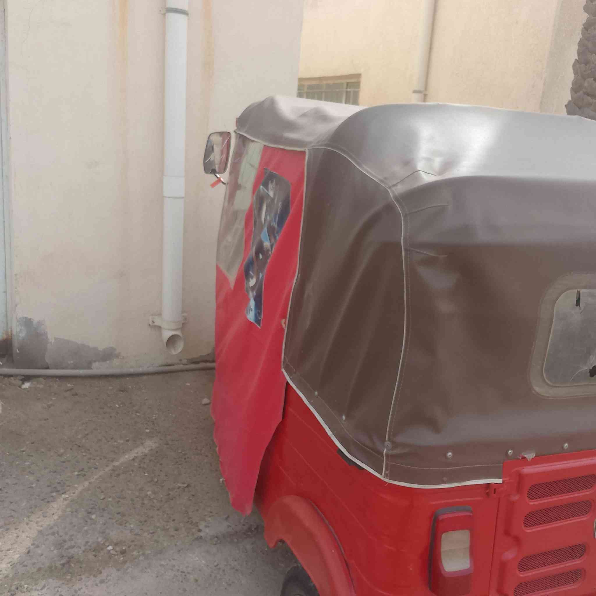 تكتك البيع موديل 18 بعد خمس ايام 19 وراقه كربلاء بسمي بكاني ميسان الكحلاء معتاز  ومستعجل عله بيعته ***********
