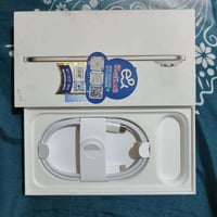 ايفون 17 اير مشحون 34 مره استخدام قليل السعر مليون 200.. (07823344411)