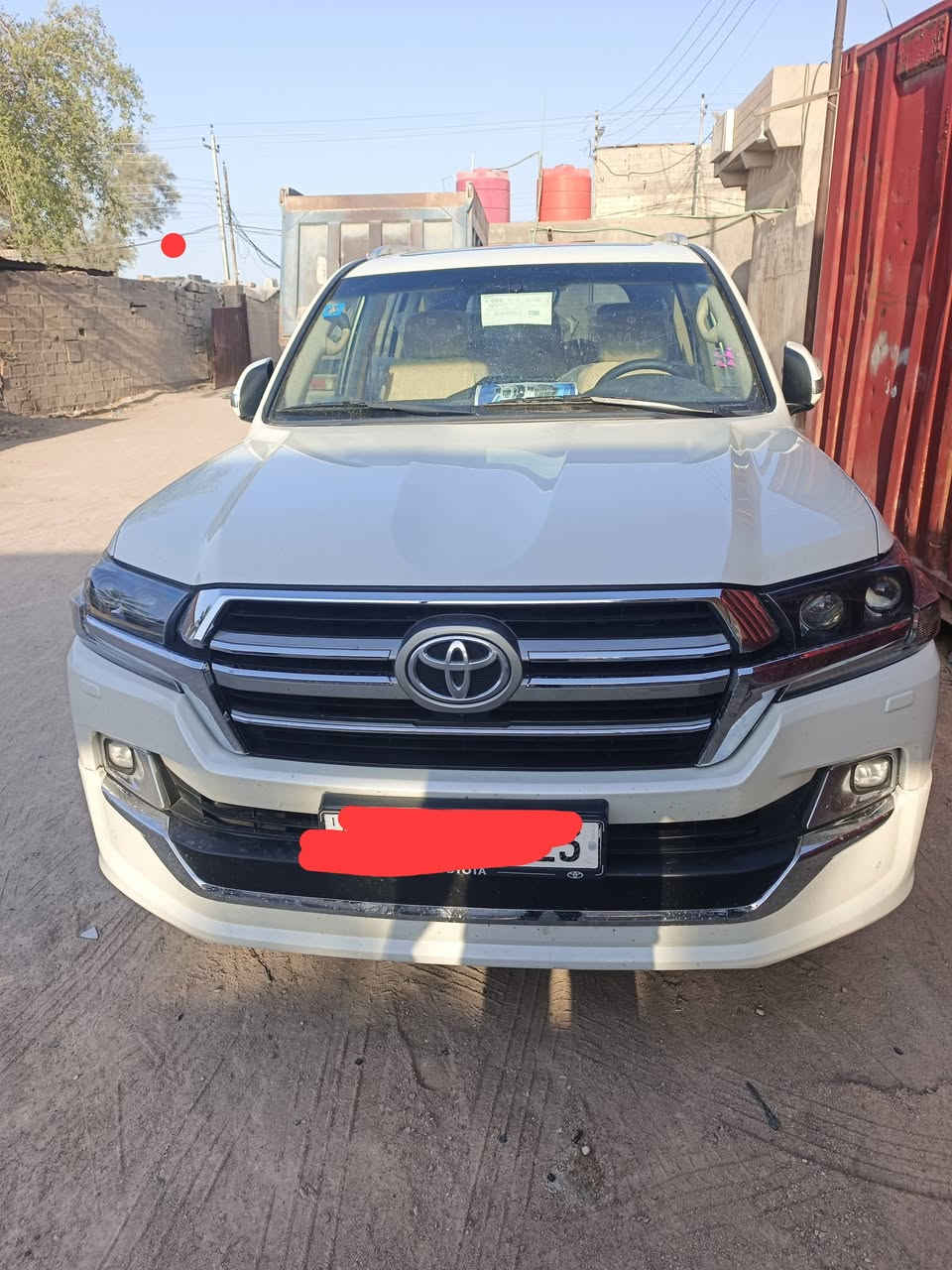 لاندكروز موديل 2017 vxr 5.7 كفالة عامة عدا باب السائق بي ضربة خفيفة كلش رجعت ع البارد كما موضوح في السونار رقمها بصرة سنوية 2027
ماشية 120 الف
السعر 5/25$ وبيها مجال 
البصرة ابي الخصيب
*********** موجود ع الواتساب

