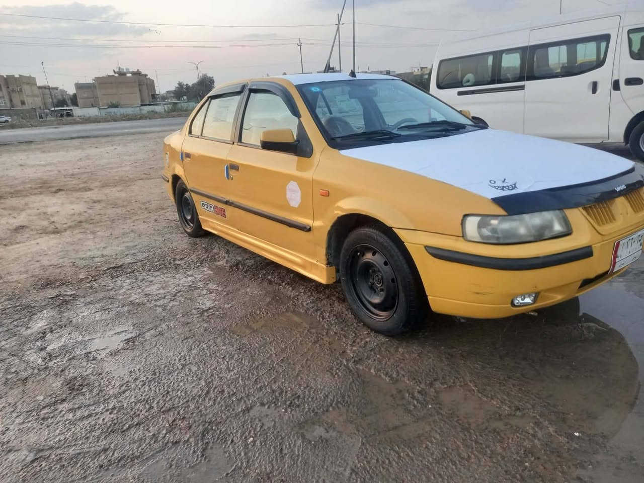 من رخست الدمن المحترم سلام عليكم سمند 2011
رقم بابل
سياره مكينه خير من لله لا تنقيص ولا تبخير وكير يخبل  خير من الله مداور ثاني يوم يرادله شويه ترتيب 
دواخله جديده دوشمته تايرات نضاف لايتات عالي ناصي
وخياسات ما بيه شي قليل ومعمرهن سياره كبل للشارع  ترهم بيع وترهم مراوس شعندك نزل بلتعليق سعر 34عليه غرامه200ينزلن من سعر ولهيئه مصفره  وبيه مجال قليل خابرني وبيك خير ودلل رقم ***********
