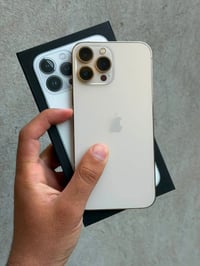 13 برو ماكس امريكي بطاريه 100 ذاكره 256 نضافه 100/100 مكفول كفاله عامه...