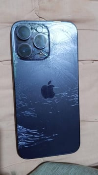 آيفون ١٤ برو ماكس • ٢٥٦ • ضهر مكسور