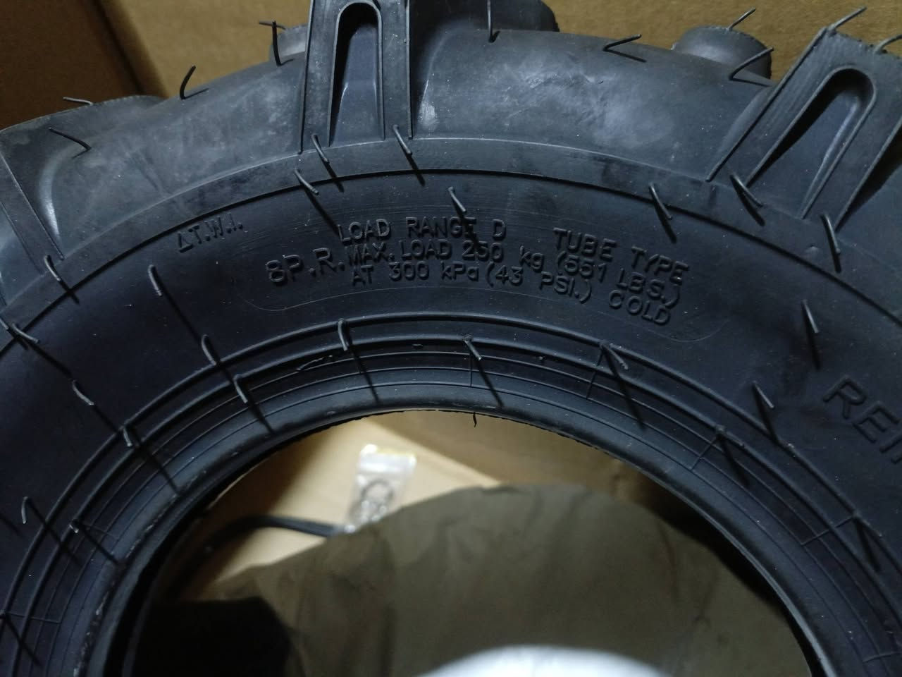 زوج تواير وياهن جوب واحد معرف سعر الي يفيد يكتب سعر


**إذا كنت صاحب هذا الإعلان وتريد حذفه لأي سبب، رجاءا أرسل رسالة إلى الدعم الفني**