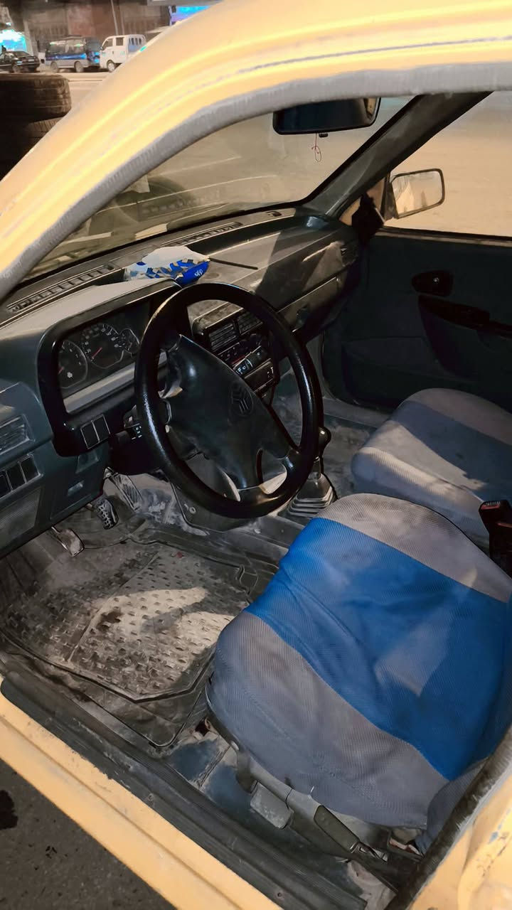 سايبا موديل 11 رقم بابل شرط التحويل كشرها وشواصيها وحدادية وكير خير من الله مكينه بيها خيط بخار سعرها 16وبيها مجال مكان بابل ***********
