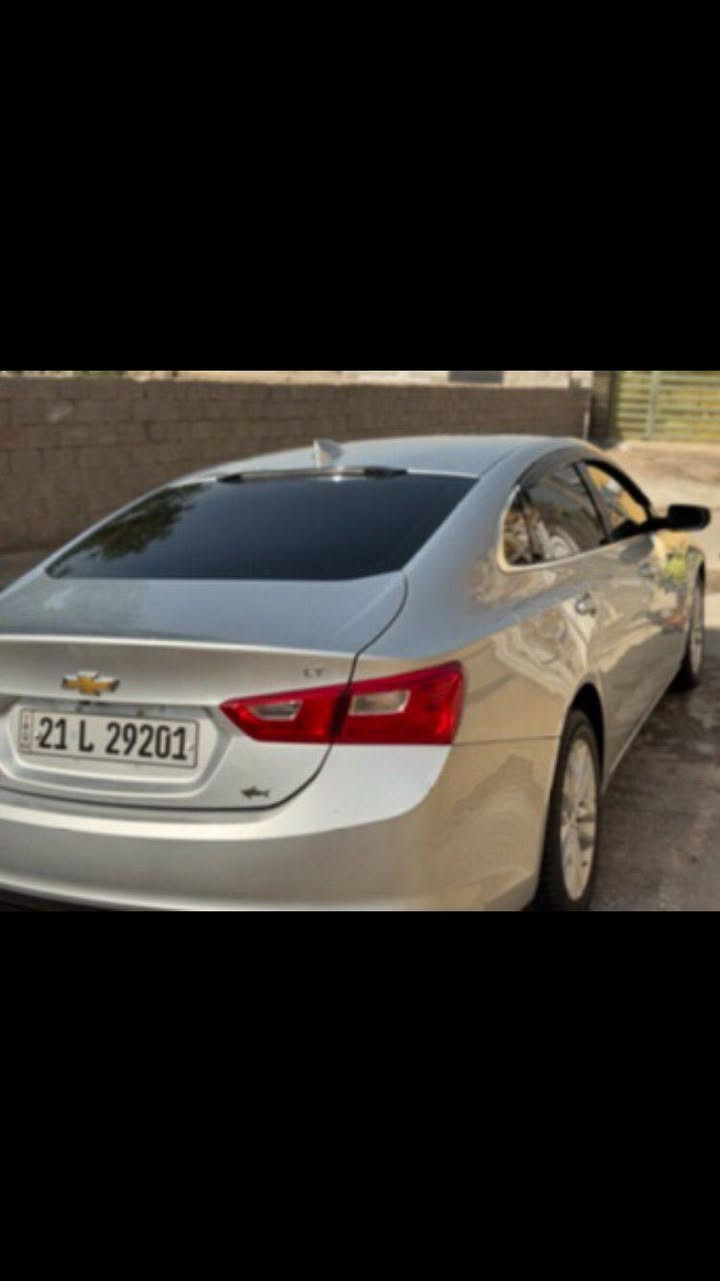 سلام عليكم من رخصه الادمان :
سياره : ماليبو MALIBU /  LT
موديل:  201٨ 
ماشيه :1٣٣ K
حجم محرك : 1500 تيربو  لمرغوب  + كير 6 نمر 
لون:  سلفر رصاصي
   حادث سونار مرفق بالمنشور بيه ربع بنيد صبغ فقط وجاملغ سايق سرقة تبديل فقط 
تخم تاير جديد  ✅
صدر امامي جديد ✅
صدر خلفي جديد ✅
قطعتين تبريد امامي و خلفي  + تبريد ثلج  
سياره ما بيهه اي نقص كامله ✅
مواصفات : 
1️⃣: ويل حجم 17 انج 
2️⃣:  حساس اطارات 
3️⃣ : مثبت سرعه تفاعلى 
4️⃣: شاشه معلومات :حساس  ضغط دهن و حساس اي بي اس حديث 
5️⃣:لايت امامي عدسه  + لايت ا نضام اوتو + بوجكترات لد  ابيض 
6️⃣بك لايت خلفي لد 
7️⃣:  سياره 6 بصمات : بصمه تشغيل + 4 بصمات ع لأبواب  + بصمه جنطه  ونضام  فتح و غلق ذكي 
8️⃣: كشن سائق كهربائي بل كامل 6  وضعيات حركه مختلفه 
9️⃣:سياره  نضامين قياده : ايكو و عادي 
🔟: شاشه وسطيه حجم 9 انج + كامره خلفيه دواره بلاديه  
11:    نضام أوامر صوتيه بل ستيرن يعني حاكيه اتصال 
12:  اوتو ستوب : Stop  نضام توقف ذاتي 
13: نضام مانع انزلاق حديث 
14  أناره محيطيه لدات داخليه بل  أبواب الاماميه + لدات بدشبول  
15 : مرايه اوتو  تعتيم ذاتي 
نضام سماعات 🔊 دمام سماعات عدد 6 
16 ابرباكات أماميه 2  + ايرباك جانبي بل تكمه مال باب عدد 2 + ايرباك مقاعد أماميه 2   يعني (6)ايرباك
السعر ١٠٥$ وبيها مجال الرقم ***********
