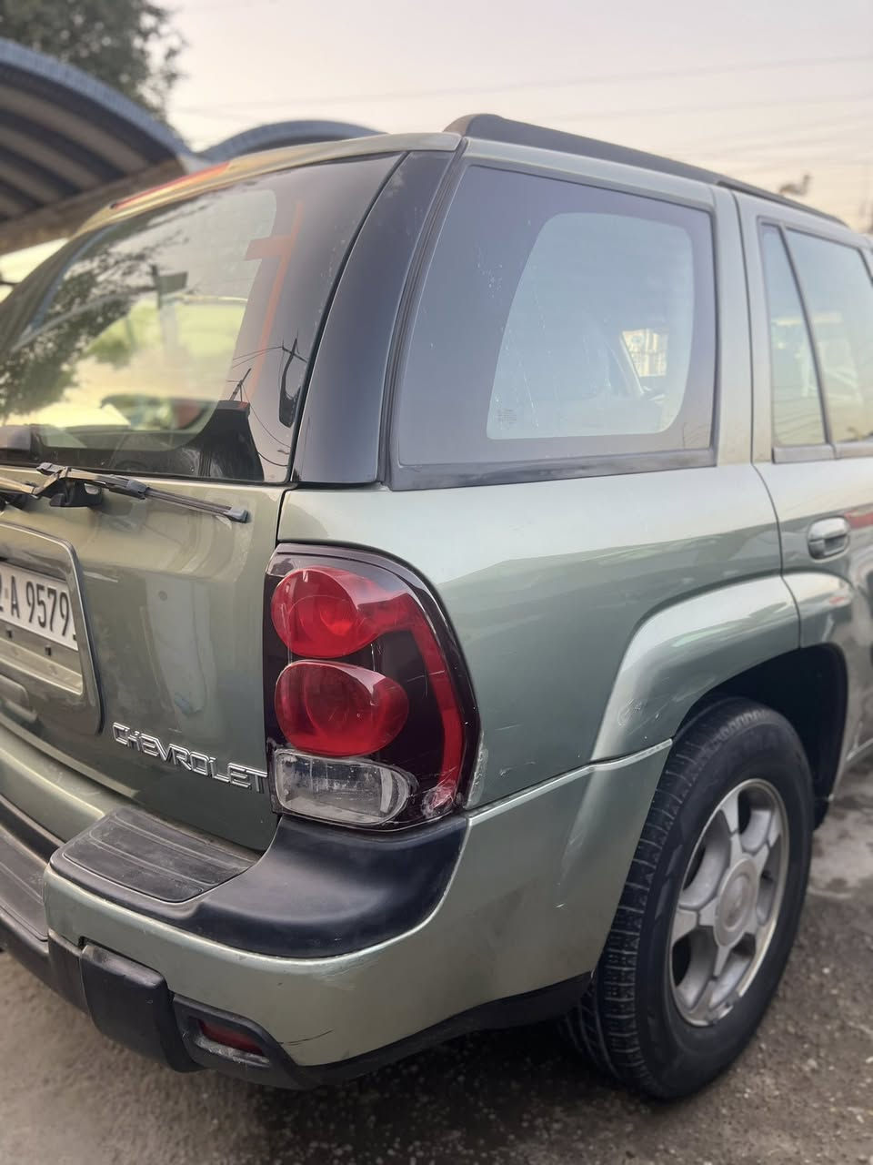 السلام عليكم ..
سيارة شوفرليت بلايزر للبيع 
موديل / 2004 بلادي بدون صبغ 
مكينة / ٦ سلندر جديدة 
كير /جديد  🕹️
رقم / أربيل دولي .. تحويل ثاني يوم 🚘
لون / زيتوني عسكري 
داخل / لون عسلي 🧡
تبريد تدفئة شغال .. تخم تاير جديد 🛞
شاشة بلوثوت + إنترنت 🖥️
يوجد فيديو للسيارة تصوير كامل داخل خارج 📸
سيارة مابيها نقص  كلشي نضيف
مكان  سيارة بغداد 🇮🇶 
للاتصال واستفسار على الرقم ..
*********** ..🔥
