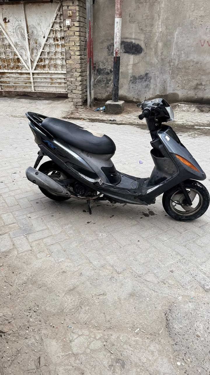 دراجة ماكس عدلة بلادية تجي تفحص 

السعر 700 وبيها مجال قليل 
بغداد مدينة الصدر 
***********
