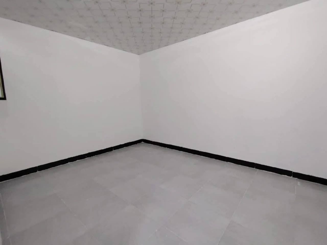 بيت🏠🤑 21مليون وبيه مجال 🤑
***********
بيت مساحه 50م #طابو_زراعي سند 25

#قريب_شارع_لحولي 

(عنوان لمكتب   مقابل قريه لغدير) 
(  عمود 282بضبط مكتب النجف                                  

بيت جاهز مفتاح 🔑 
أساس وسقف صب مركزي 

منطقه كامله السكن #شوارع_تبليط 

غرفه + صاله + مطبخ معزول + صحيات 

#مدارس // ماء//. كهرباء//. تبليط  /. خط مولد ذهبي 

وتساب
***********

ملاحظه// توجد لدينا كل المساحات من دور او قطع
