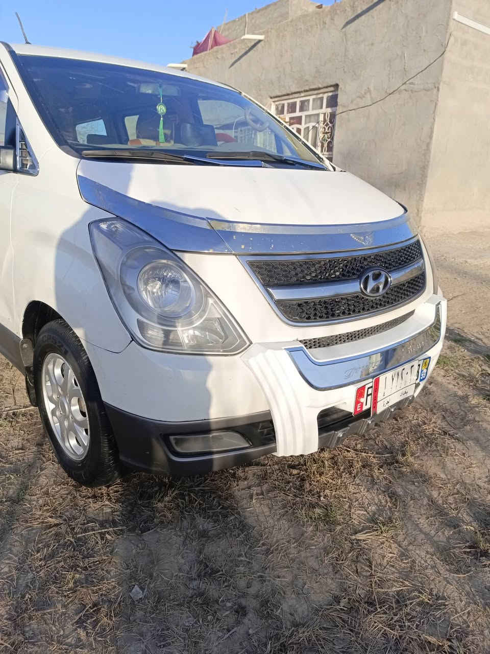 السلام عليكم
ستاركس 2009مفتوح 
بيها شويه بلهلال جاملغ خلفي صبغ فقط 
والباقي كفاله عامه من كلشي 
مكينه وكير واكسن مشروطات
حداديه تخم تاير جديد
العنوان دوانيه دغاره السعر 135وبيها مجال 
***********
