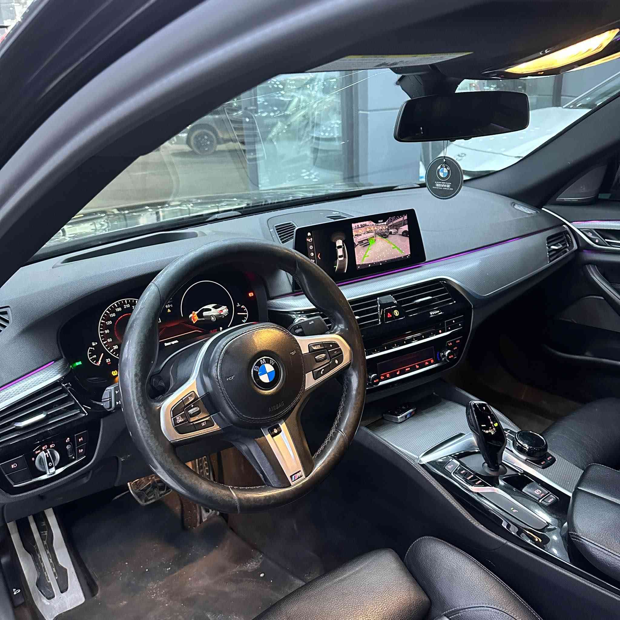 BMW 530 m package
وارد الماني
ماشيه 102 الف ميل
كلين سياره
فول مواصفات 
داتوشو
ابواب شفط
4مقاعد هيتر+ستيرن
سعرها 275 و مجال دهوك, العراق


**إذا كنت صاحب هذا الإعلان وتريد حذفه لأي سبب، رجاءا أرسل رسالة إلى الدعم الفني**