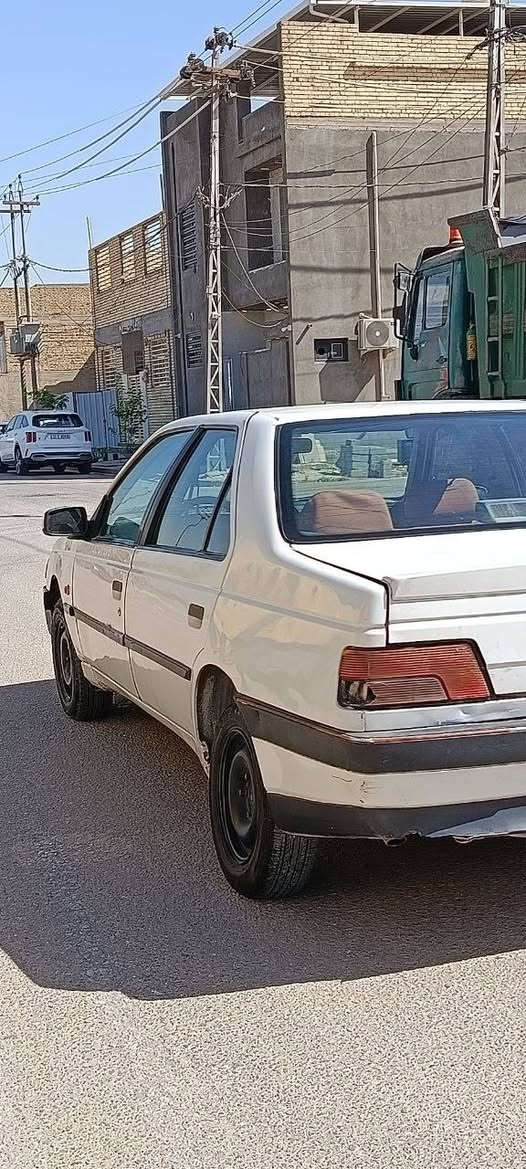 سلام عليكم 
بيجو 405
موديل 2012
السيارة حلوة جاهزة تبريد شغال 
السعر 33وبيه مجال بسيط 
العنوان حي ميسان 
للاستفسار ***********
