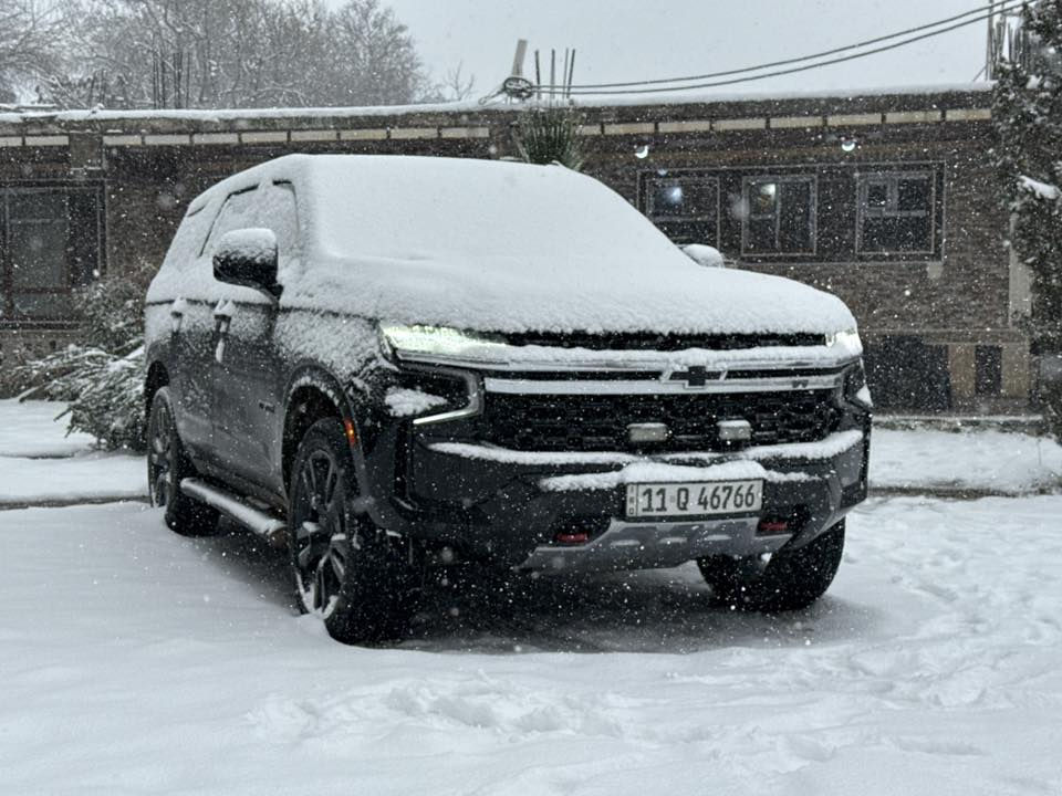 السعر ٤٦٥ وبيها مجال 

فول مواصفات ١/١ 

بانوراما 

رادارات جانبي امامي خلفي 

كامرات ٣٦٠ْ

جنطة كهرباء 

ستيرن كهرباء كشنات كهرباء تدفئة تبريد خزن ميموري 

محرك ٥٣٠٠ / فور ويل 

شاشة دجتل 

وبعد بيها هواي مواصفات 

العنوان بغداد حي الجهاد 

***********

***********
