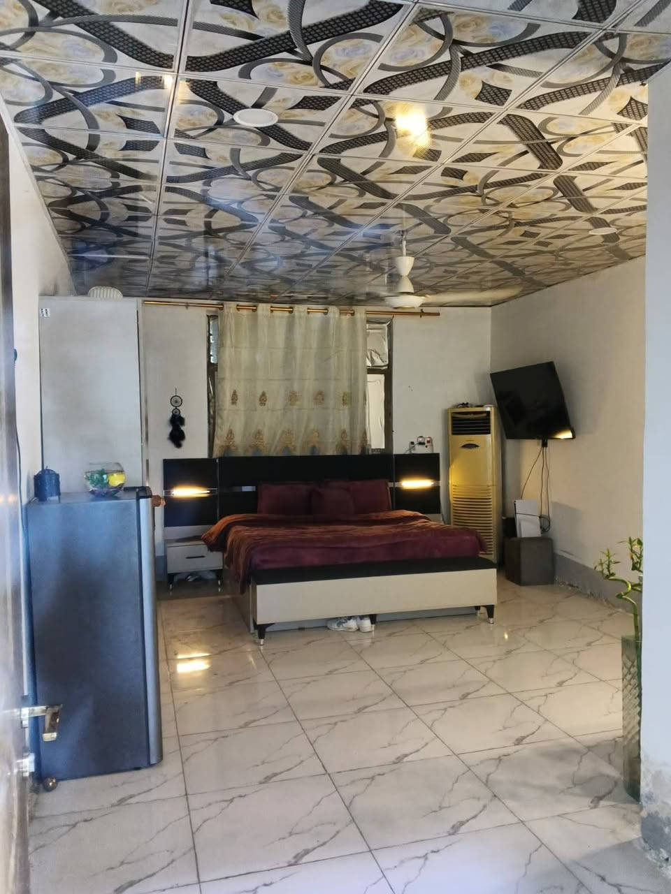 ( اللهم صل على سيدنا محمد وآل سيدنا ونبينا محمد )
 #دار_سكن_للبيع_زراعي_البوبيات_كربلاء

                 إعلان  رقم  (  307  )
               28  كانون الأول   2025

 #المساحة_الكلية  327 متر
 #مساحة_البناء  200 متر
 #الشارع  12 متر
 #البناء درجة اولى  مسلح 2021  طابقين
 مجاري رئسية
 ماء اسالة قوي
 طابق ارضي/ ٢غرفة نوم واستقبال وصالة ومطبخ ٧×٤ 
                    وصحيات داخلية وخارجية وحديقة ١٢م
                    و طارمة ١٤م بيها سقيفة على طولها
 طابق ثاني/ ٣غرف نظام سويت و صالة 

 #لطفآ لمعرفة السعر فقط اكتب   النخيل 

 #نستقبل_كافة_العروض_عقاري_تجاري_زراعي
    على واتساب المكتب   ***********
 
 او مراجعة مكتبنا   #النخيل_للعقارات
 #العراق_المثنى السماوة حي العسكري 

 #النخيل_ان_كنت_تبحث_عن_الافضل_والانسب
                (  بأدارة  )
             لطيف  المحمداوي 
=======_______=======_______=======
