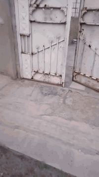 بيت مساحته 382 الجبهه 15 والنزال 25,5 طابو رسمي باسمنا الموقع الكمالية...