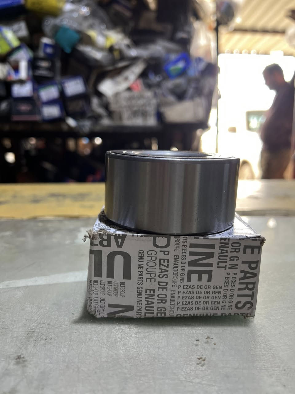 بوربرين امامي رينو سمبل+بوربرين خلفي سمبل 
بوربرين امامي رينو لوكان ٤راكب +٧راكب +خلفي 
بوربرين امامي رينو لوجي +خلفي 
بوربرين امامي رينو كاليوس+بوربرين خلفي خلفي 
بوربرين امامي رينو داستر +بوربرين خلفي داستر 
بروبرين امامي رينو فلونس+بوربرين خلفي فلونس 

           الوكيل المعتمد لبيع قطع الغيار رينو 
  نوفر لكم قطع الغيار لاصليه من مختلف الشركات 
التركي ‏المصنعة لتضمن التوافق والجوده العالية
      ا￼لاستفسار عن الاسعار الجملة او المفرد 
    مراسلة عبر الصفحة او مراسلة عبر الواتساب 
                         على الرقم التالي       
   ***********
*********** 
                     محلات محمد الشريفي   
                           التجارة العامة
