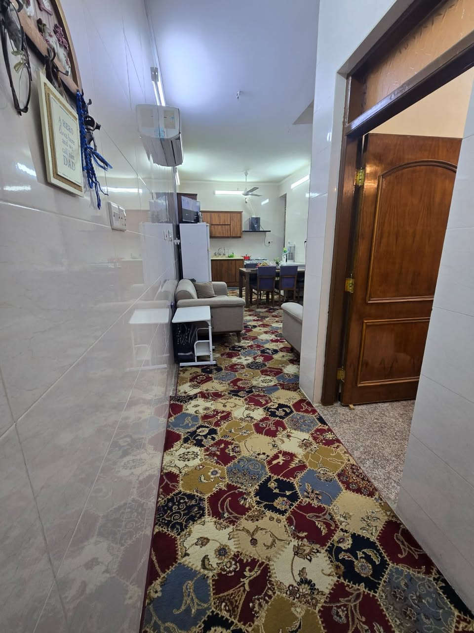 دار للبيع🏠 الحريه البستان قرب صيدليه البهاء بناء حديث المساحة ٦٦
الواجهه 5ونص والنزال12
يحتوي مدخلين الى البيت صاله وهول ومطبخ وصحيات الطابق الارضي
والطابق الاول حولي غرفتين وصحيات
والطابق الثاني غرفه وحولي
 للتواصل على الرقم فقط
***********
غير متواجد على الماسنجر
