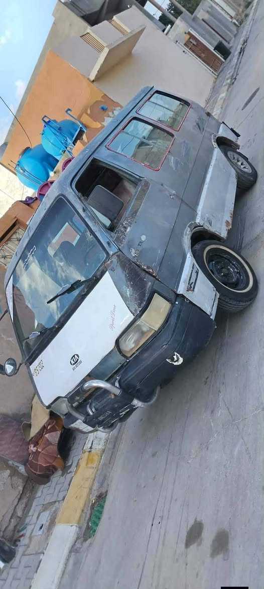 سلام عليكم بيع مستعجل
لبيع كيه بستأ  رقم ديالئ أجره  موديل ١٩٩٤
 السنويه تنتهي ٢٠٢٦/٤/٤  تحويل مباشر مصفره غرامات
ومحرك وكير جدد لاصرف ولا تبخير صدرها جديد تخم تاير جدد
باتري جديد دوشمه جديده   سعرها 19🔒قفل🔒 
 عنوانها ديالئ بعقوبه ***********
