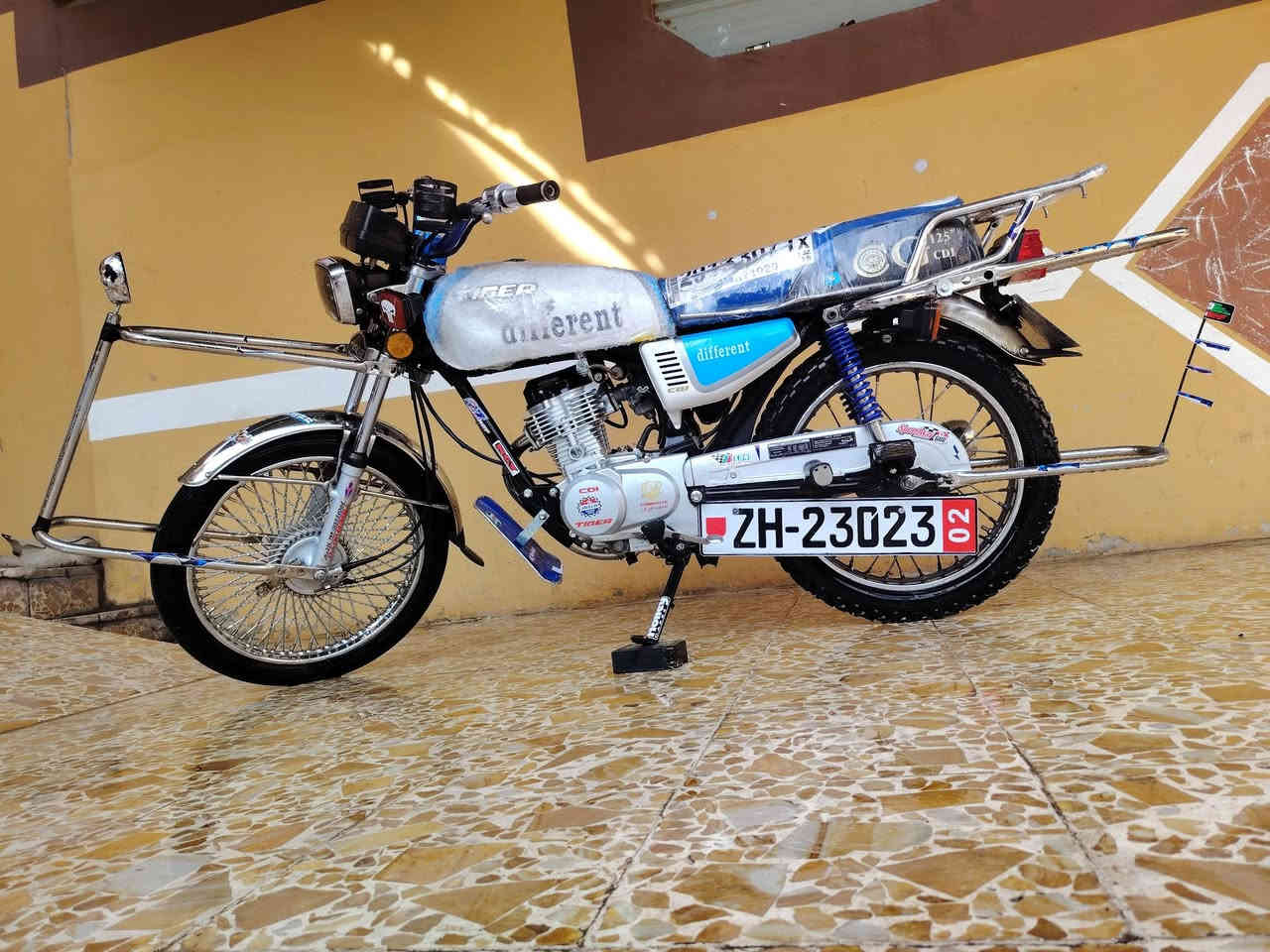 تايكر 2021
ابو الختم بصمه واحد موصل
نضافه فوول شرط ما مضروب صبانه كلو
شغال لايت اشاير كيجات كلو فوول السعر 550
الاتصال ***********
