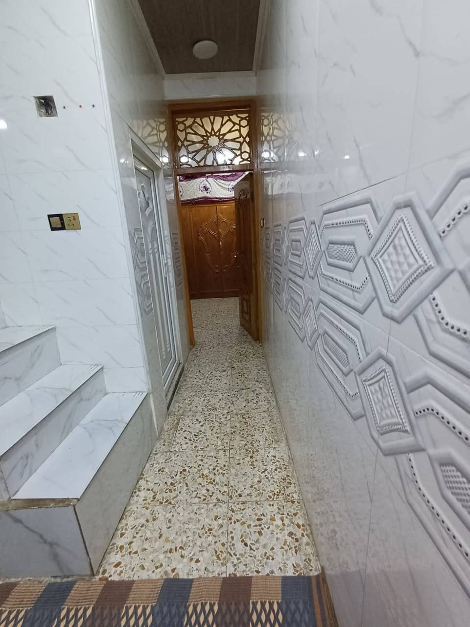 دار (( للرهان - للرهان)) 
          النجف الأشرف
         (( حي ميسان )) 
         (( طابو صرف )) 
--------------------------------------------------------------------------
المساحة  ((   100 متر   )) 
سعر الرهان ((  40 مليون ))
قطاع         ((       23       )) 
على ساحة و مشتل
--------------------------------------------------------------------------
يتكون من  : 
غرفه + صاله + استقبال +
مطبخ + صحيات داخلية 
-------------------------------------------------------------------------
للاستفسار الاتصال على الإرقام
التالية (( أو )) الاتصال على الواتساب
 (( أو )) زيارة المكتب

***********

***********
--------------------------------------------------------------------------
موقع المكتب  :
 نهاية حي ميسان // مقابيل سوق
 ميسان // موقع المكتب ركن 
((مكتب دلاليه كاظم السعداوي )) 
--------------------------------------------------------------------------
تريد تبيع بيت عرصه الاتصال 
علا الارقام الموجوده او مراسلتنا
 عن طريق الصفحه او اضغط علا
 الرابط وانضم لكروب بيع وشراء
 العقارات النجف الاشرف حي ميسان 
--------------------------------------------------------------------------
https://www.facebook.com/aqarathymesan

— @مع ‏كاظم السعداوي‏
