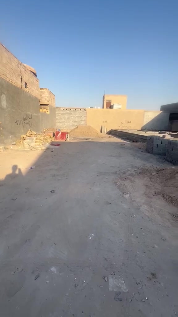 قطعه ارض للبيع
الموقع قريه المختار قرب معمل الطرشي 
قريبه على شارع العام
المساحه 200 
مكلف بالنشر رقم صاحب الأرض
 ***********
 غير متوفر على الفيس بوك
