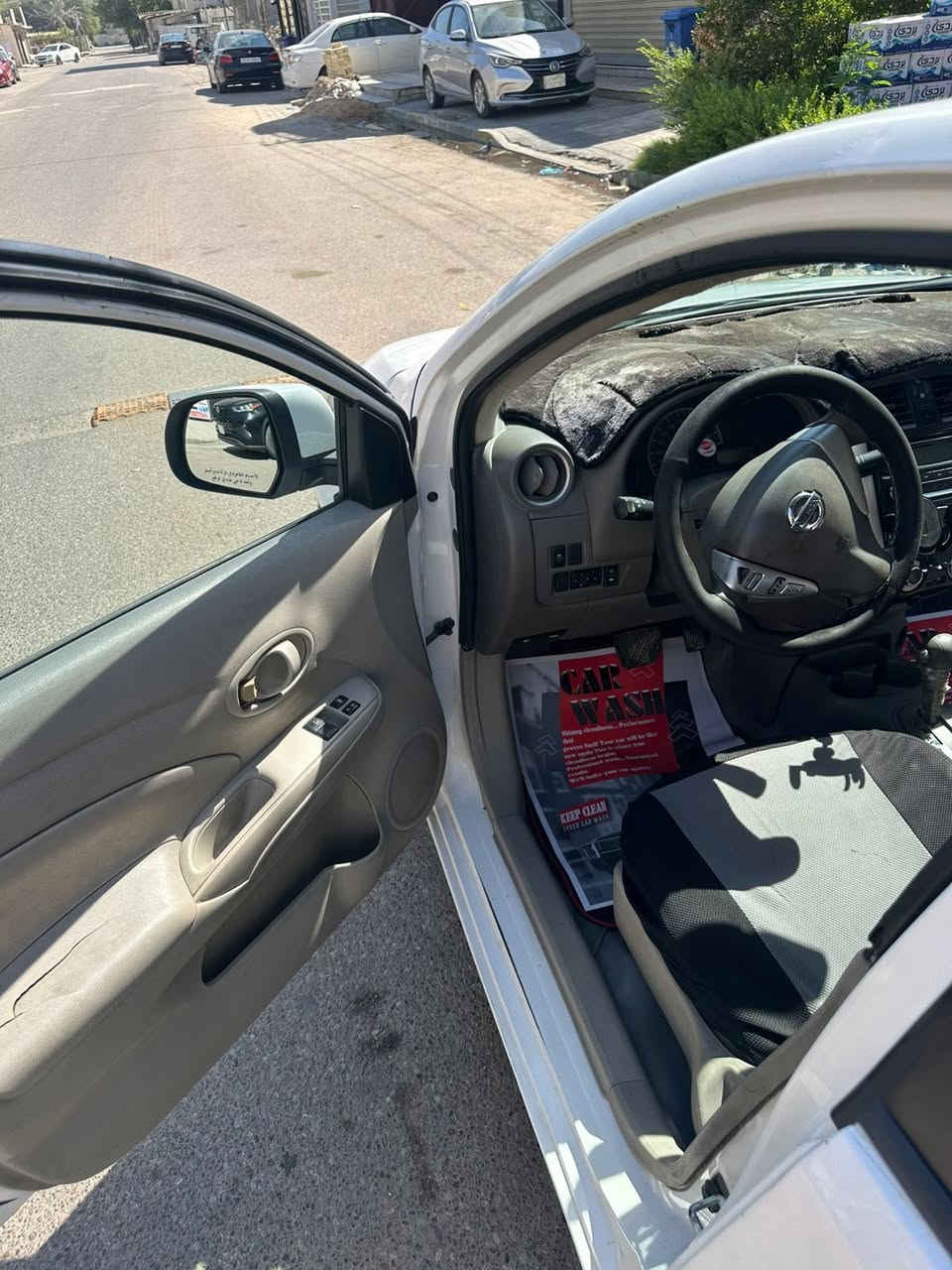 السلام عليكم
نيسان سني هندي للبيع موديل 2019 
بيها ضربه بالجنطه واصله للحوض ربع من الحوض والجاملغ الخلفي هم  
كهربائيات كلها شغاله
 تبريد شغال 
وصدر جديد 
والمحرك بي  صوت 
وطاخات بسيطه بالجامغ الأمامي  
الرقم بغداد بسمي 
العنوان  بغداد الدورة 
السعر ٧٥ 
***********
