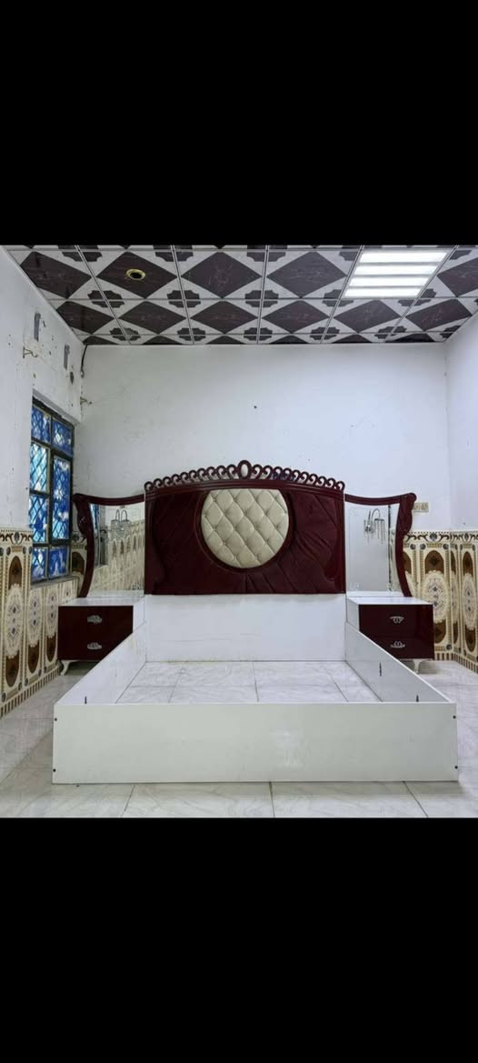 غرف لبيع تركي حلوه ونضيفه سعر 450 بيه مجال عنوان بصره حيانيه واساب ***********
