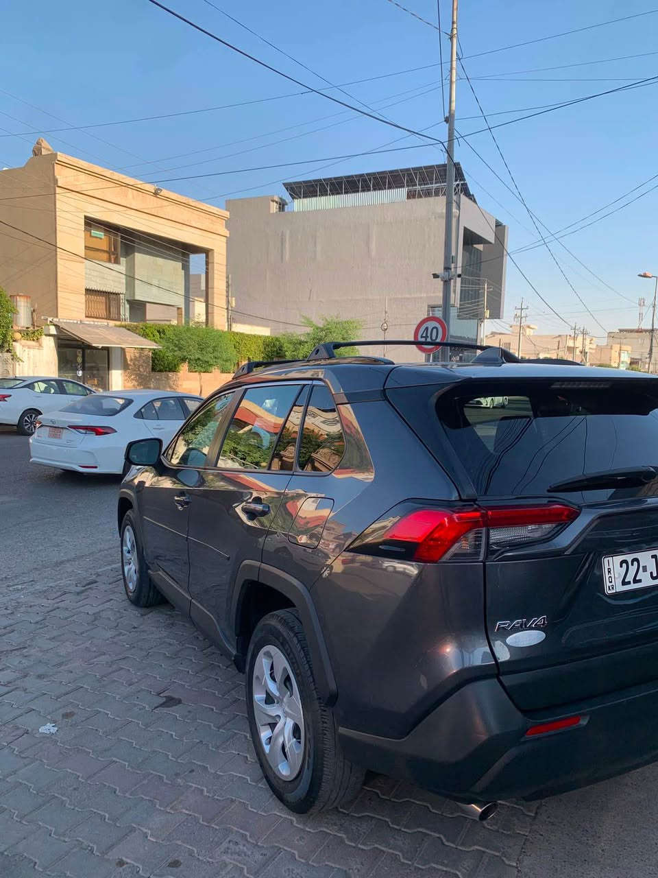 Rav 4 . amreke 2019 
muasafat , LE 
cod / 312#

نیو بۆنیت سبوغ 
دوو چاملغی پێشی کرایتەوە
بێ ئێڕباگ ، جەمپێکی خەفیف پێشی هەیە ، سەرە براکێت هەیتی
مەکینە V4 کەپس ، بێ دەبل 
ڕۆیشتن / ١٥٨ هەزار کم 
ڕەقەم و سەنەوی نوێ 

نرخ / ١٨٥

*********** أربيل, العراق
