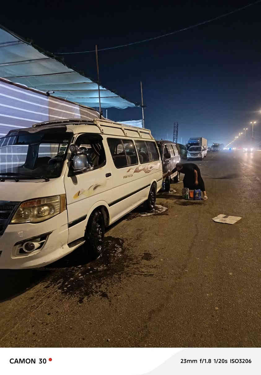 السلام عليكم فتون موديل ١٥ سياره بسمي ما بيه ضربه كير ومكينه واكسن مكفولات سنويه ٢٩ رقم إنكليزي مصفره سياره ما مطلوبه كل شيء السعر ٩٠ وبيه مجال رقم ***********
