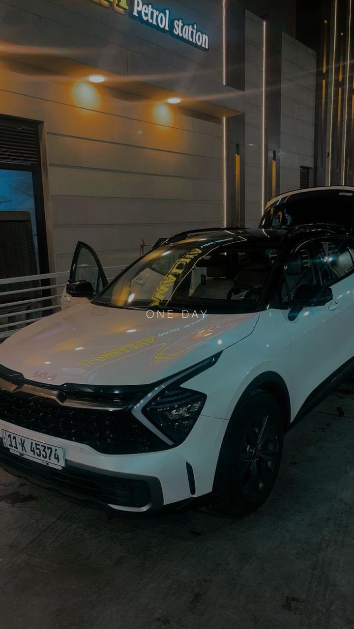 سبورتج خليجي 2022 هايبرد فول الفول المواصفات الي بيهاا ماموجودة ب25
السيارة وكالة عامة شخط مابيهه 
ماشيه 10 الاف كيلو متر  زيرو
تو كلر +فتحتين 
حساسات رادارات 
كامرات من كل جوانب السيارة
كامرات بالمري
كامرة امامية 
الكامرة الخلفية دوارة 
كشنات الامامية كهربائي وتدفأة تبريد
كشنات الخلفي فقط تدفأة
الغرفة مالتها لونين بيجي و نيلي 
سيارة تاخذهه مدوخ راسك بيهه فول الفول زيرو بعدهي
 لاسق الشركة بيهه 
السعر 210وبيهه مجال 

رقم هاتف ***********
