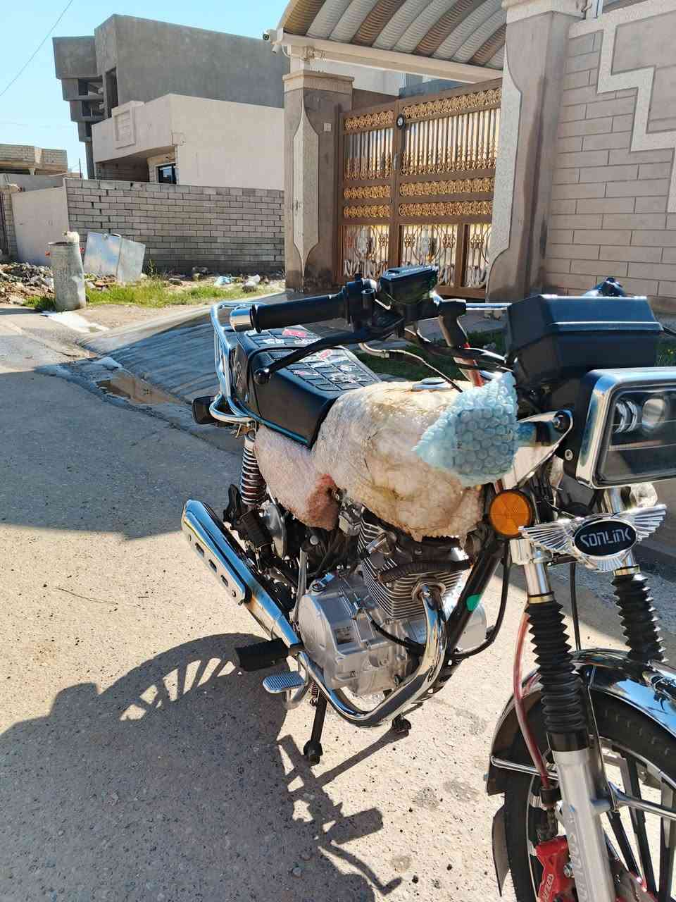 سيفان 25 محرك 200 كله شرط ثالث تبديله دهن ماشي 1000 فقط السعر 800 بي مجال ويرهم مراوس تايكر 25 مع فرق


**إذا كنت صاحب هذا الإعلان وتريد حذفه لأي سبب، رجاءا أرسل رسالة إلى الدعم الفني**